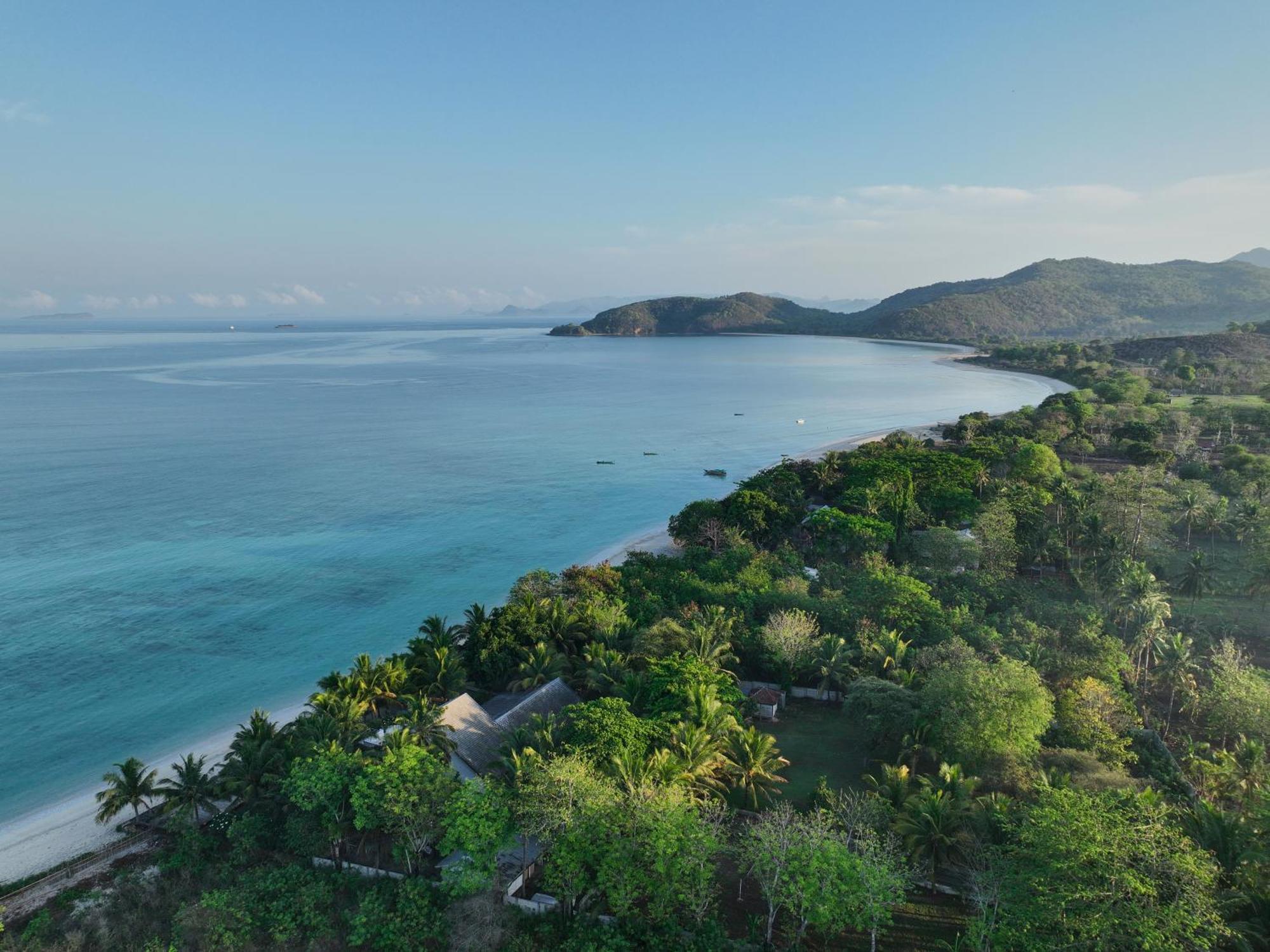 Myamo Beach Lodge Jereweh Εξωτερικό φωτογραφία