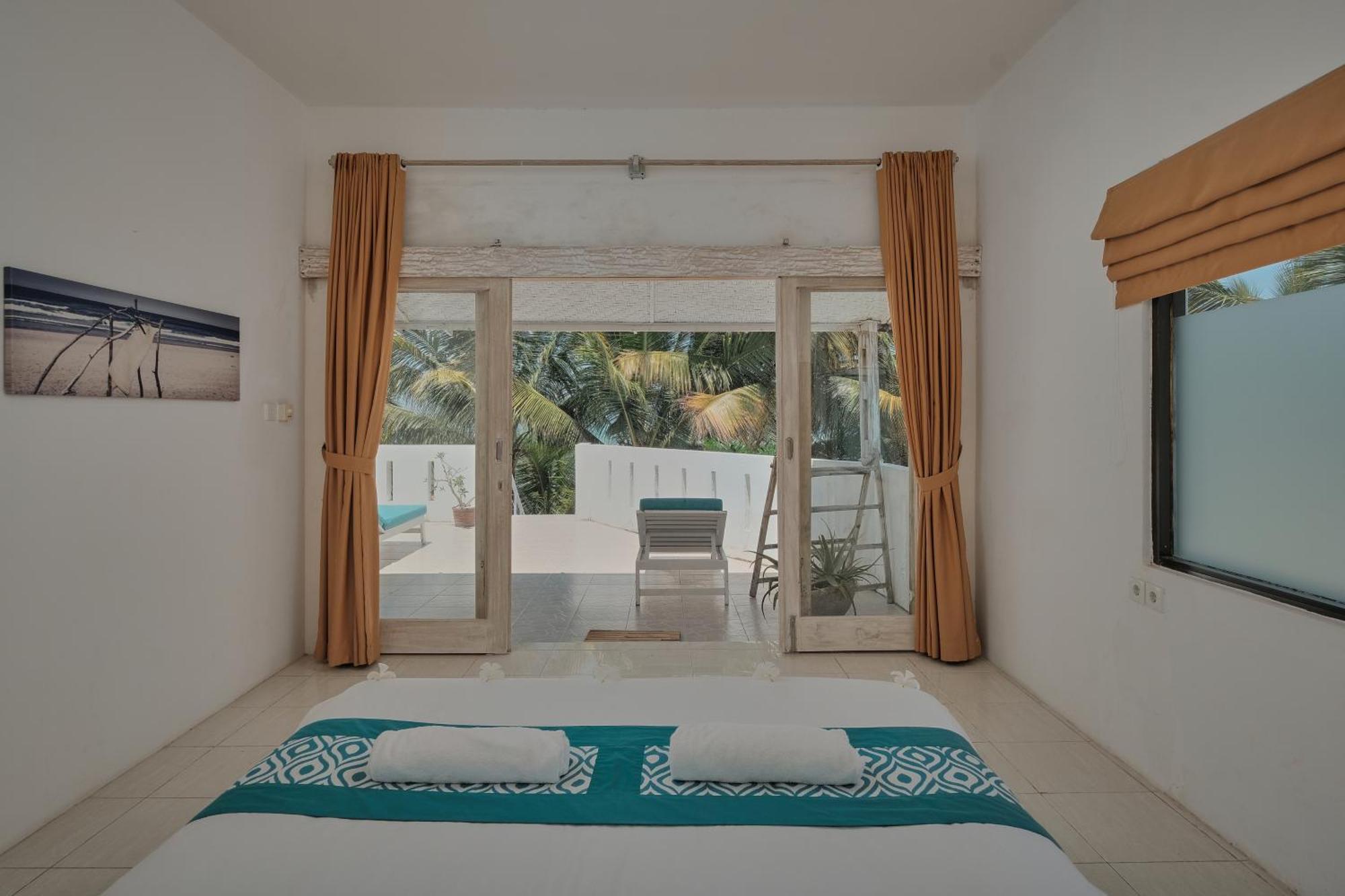 Myamo Beach Lodge Jereweh Εξωτερικό φωτογραφία